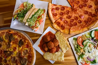 Classic Italian pizza at Pizzeria Grande, Walpole MA